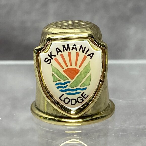 Gold-tone Skamania Lodge Washington State Collectible Thimble With Shield Design - Picture 1 of 7
